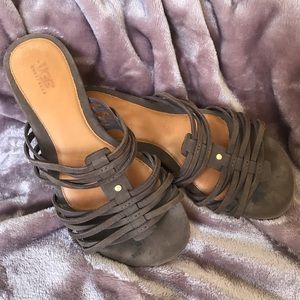 UGG Kaiti Brown Leather Sandals